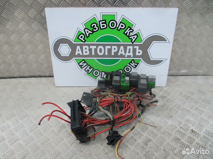 Блок предохранителей Mercedes Benz Vito 638 2.2