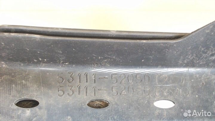 Решетка радиатора Toyota Yaris Verso, 2000