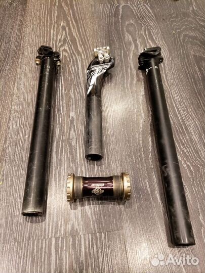 Подседел(PRO карбоновый и др.) +каретка FSA