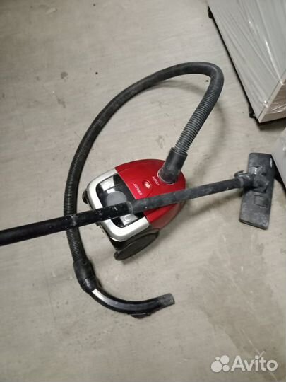 Пылесос Скарлет 1500