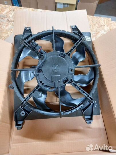 Новый вентилятор радиатора Hyundai Santa Fe 2