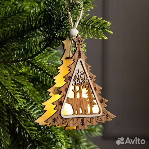 Ёлочное украшение из дерева, батарейки в комплекте
