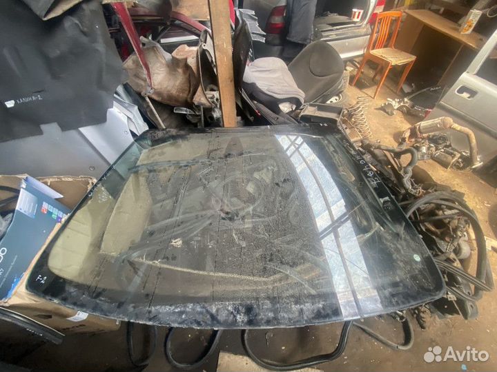 Стекло лобовое Ford Focus 2 2008-2011