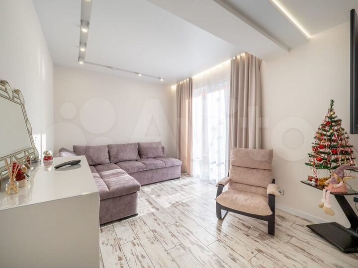 2-к. квартира, 50 м², 3/3 эт.