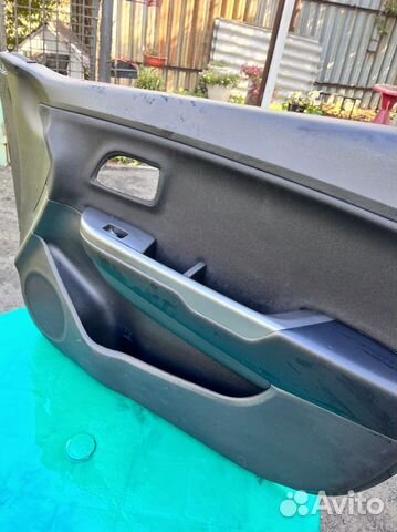 Обшивка двери правая Кио Рио
