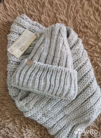 Комплект шапка и шарф