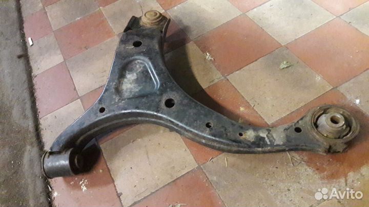 Рычаг передний нижний Kia Sorento 2