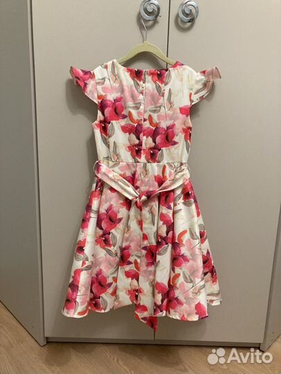 Детское нарядное платье 122