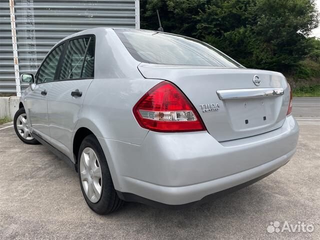 Nissan Tiida Latio 1.5 AT, 2012, 12 000 км