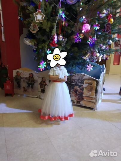 Платье праздничное для девочки 7-8лет