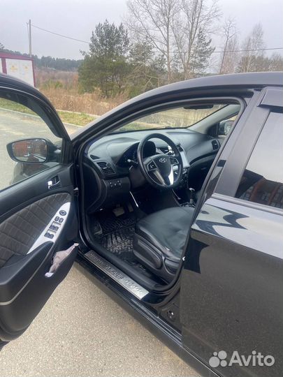 Hyundai Solaris 1.6 AT, 2012, 184 000 км