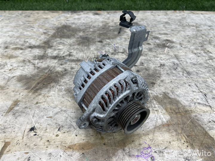 Генератор Nissan Skyline V36 VQ25HR 2013