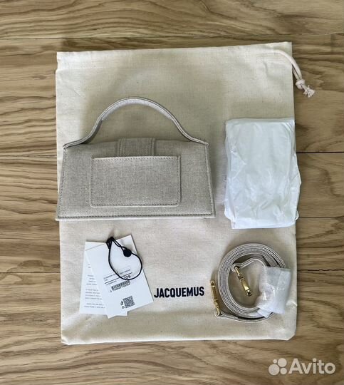 Сумка jacquemus le bambino