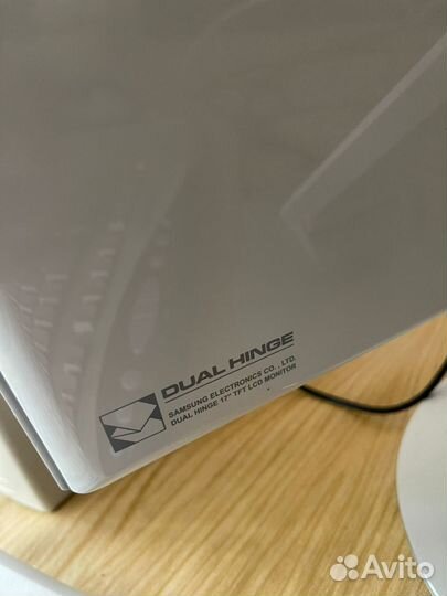 Компьютер с полным комплектом, домашний офис