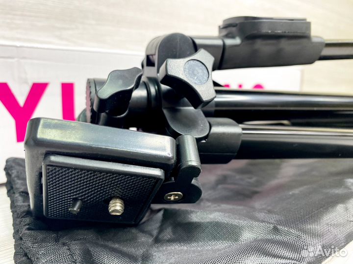 Штатив Yunteng с Bluetooth