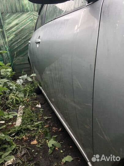 Дверь передняя правая Тойота Королла E150