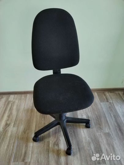 Офисный стул