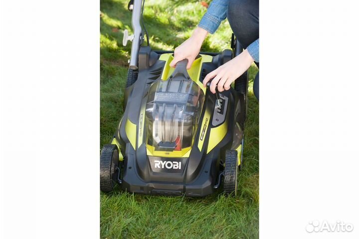 Аккумуляторная газонокосилка Ryobi ONE+ OLM1841H