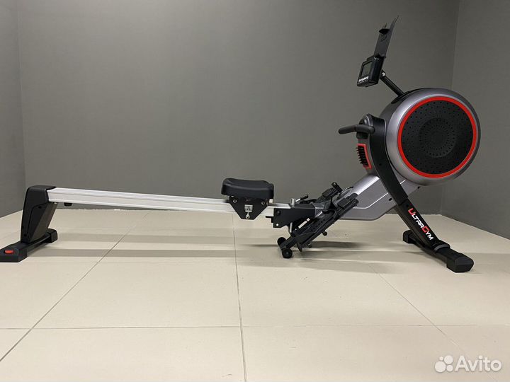 Гребной полупрофессиональный тренажер модель UG-R0