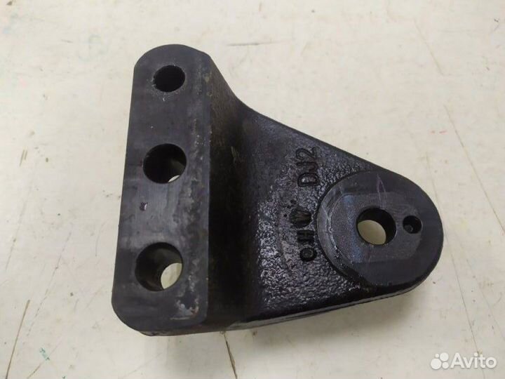 Кронштейн опоры двигателя правый Hyundai Creta GS