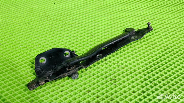 Петля багажника Audi A8 D3 (4E) 2002-2010