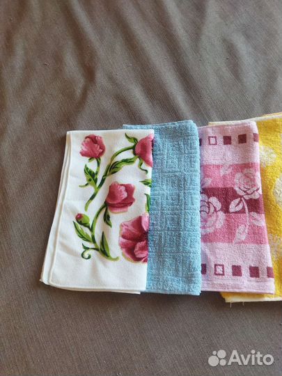 Махровые полотенца, новые