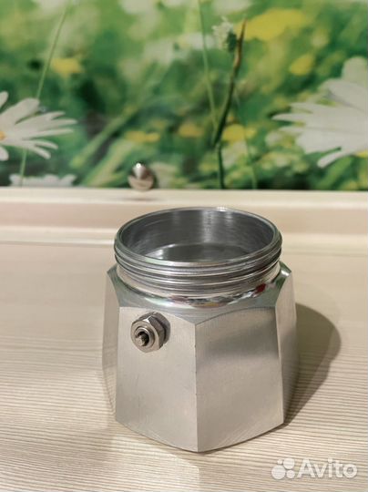 Гейзерная кофеварка Bialetti Moka Express
