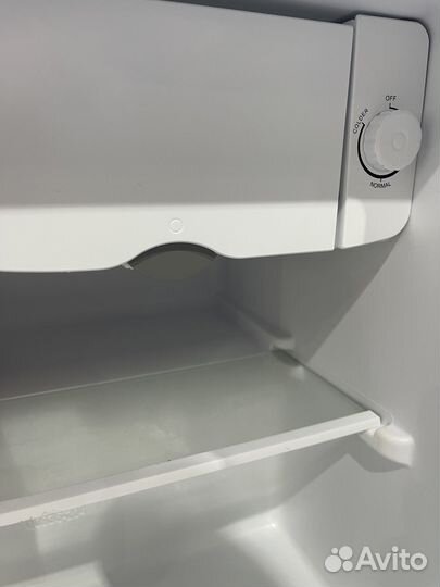 Мини холодильник Midea