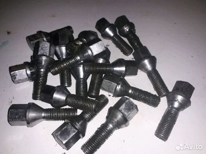 Колесные болты бмв