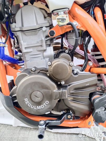 Мотоцикл Regulmoto Crosstrec 300