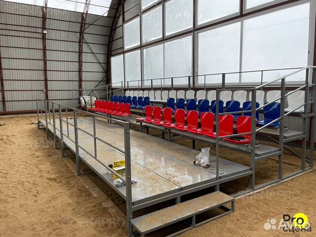 Разборная спортивная трибуна на 50 мест