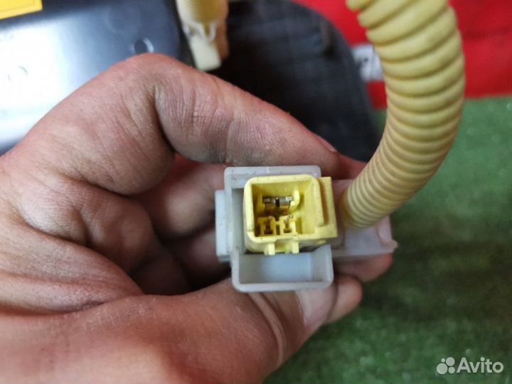 Airbag левый Toyota Kluger V ACU20W 2azfe 2001