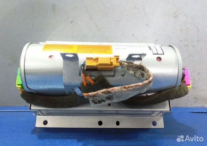 Подушка в торпеду Volvo Xc90 1 Поколение C