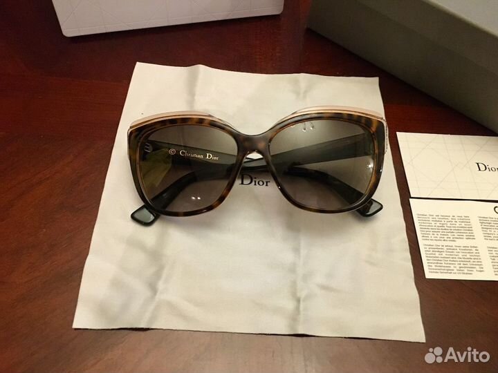 Солнечные очки женские Dior новые