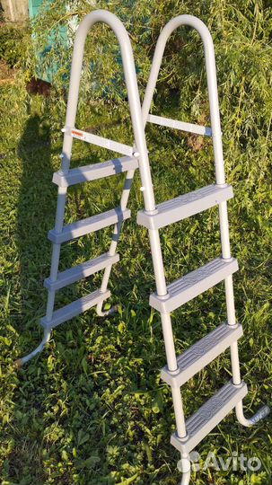 Лесенка для каркасного бассейна