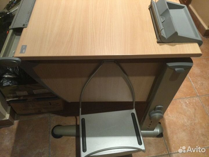 Письменный стол парта