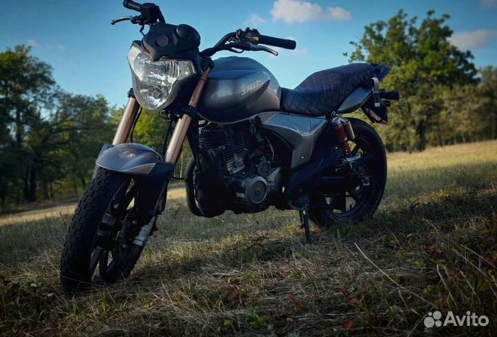 Stels flame 200