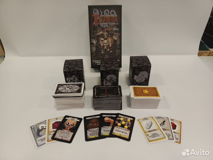 Настольная игра The binding of Isaac four souls
