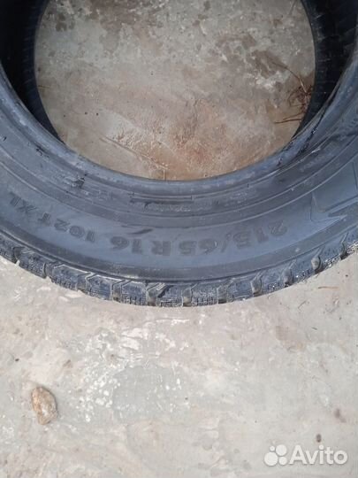 Nokian Tyres Hakkapeliitta 5 215/65 R16