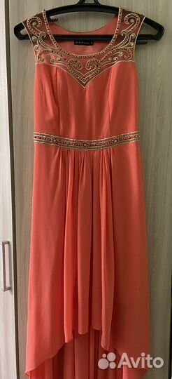 Вечернее платье