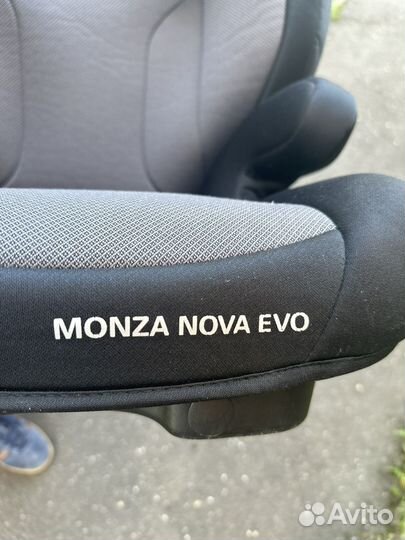 Автокресло Recaro monza nova evo