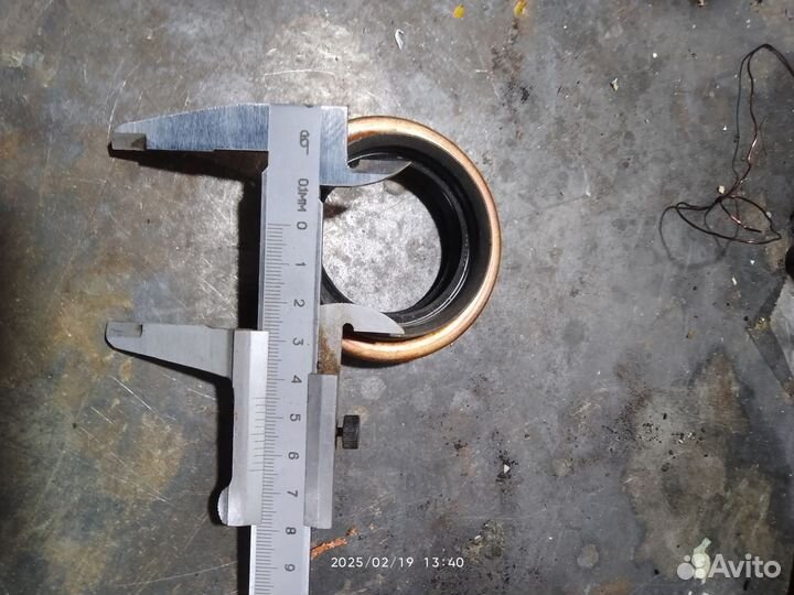 Сальник Митсубиси