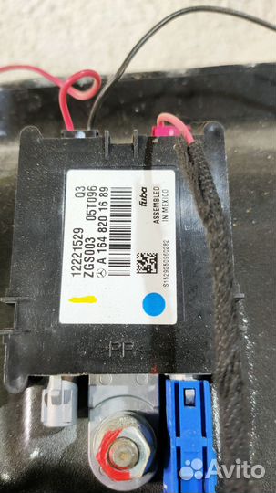 Антенна Mercedes-Benz M-Class (W164) II