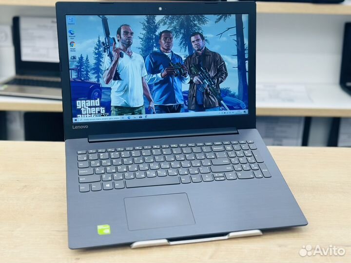 Игровой Lenovo full HD Core i3-7020U/ 8 RAM/ MX110