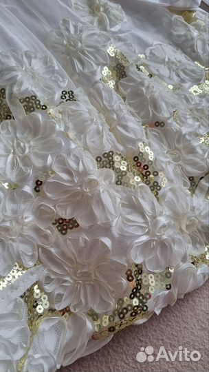 Платье нарядное 122