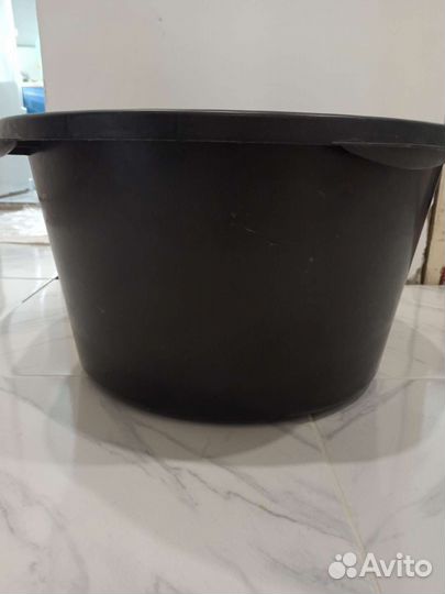 Таз. Толстая пластмасса