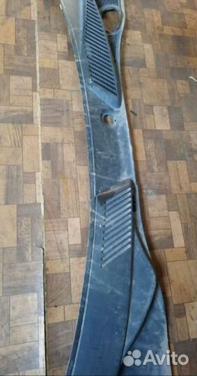 Жабо Renault Symbol