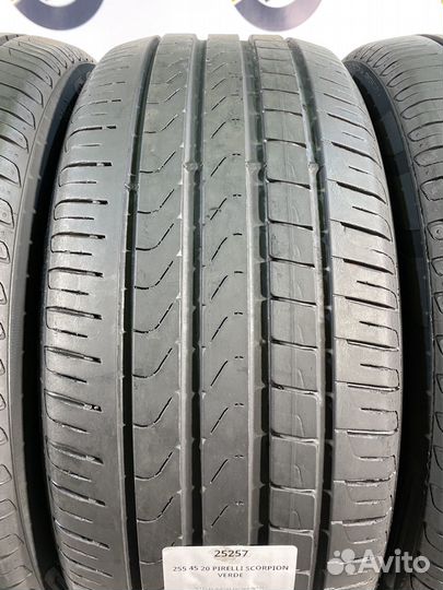 Pirelli Scorpion Verde 255/45 R20 106W