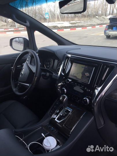 Toyota Alphard 3.5 AT, 2019, 140 000 км