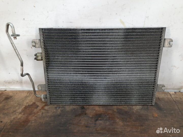 Радиатор кондиционера Renault Megane кабриолет 1.6